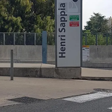 New Cheap Private Room, Kitchen , Overwieuw Sea,Tram On Spot, 12 Minutes From Nice Train Station With Tram , Beach In 17 Min Tram , Chambre Privee Pas Cher, Cuisine Equipee , Tram Sur Place, Apercu Mer, 12 Min De La Gare De Nice Avec Le Tram, 17 Min Exterior photo