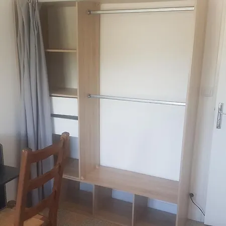 New Cheap Private Room, Kitchen , Overwieuw Sea,Tram On Spot, 12 Minutes From Nice Train Station With Tram , Beach In 17 Min Tram , Chambre Privee Pas Cher, Cuisine Equipee , Tram Sur Place, Apercu Mer, 12 Min De La Gare De Nice Avec Le Tram, 17 Min Room photo